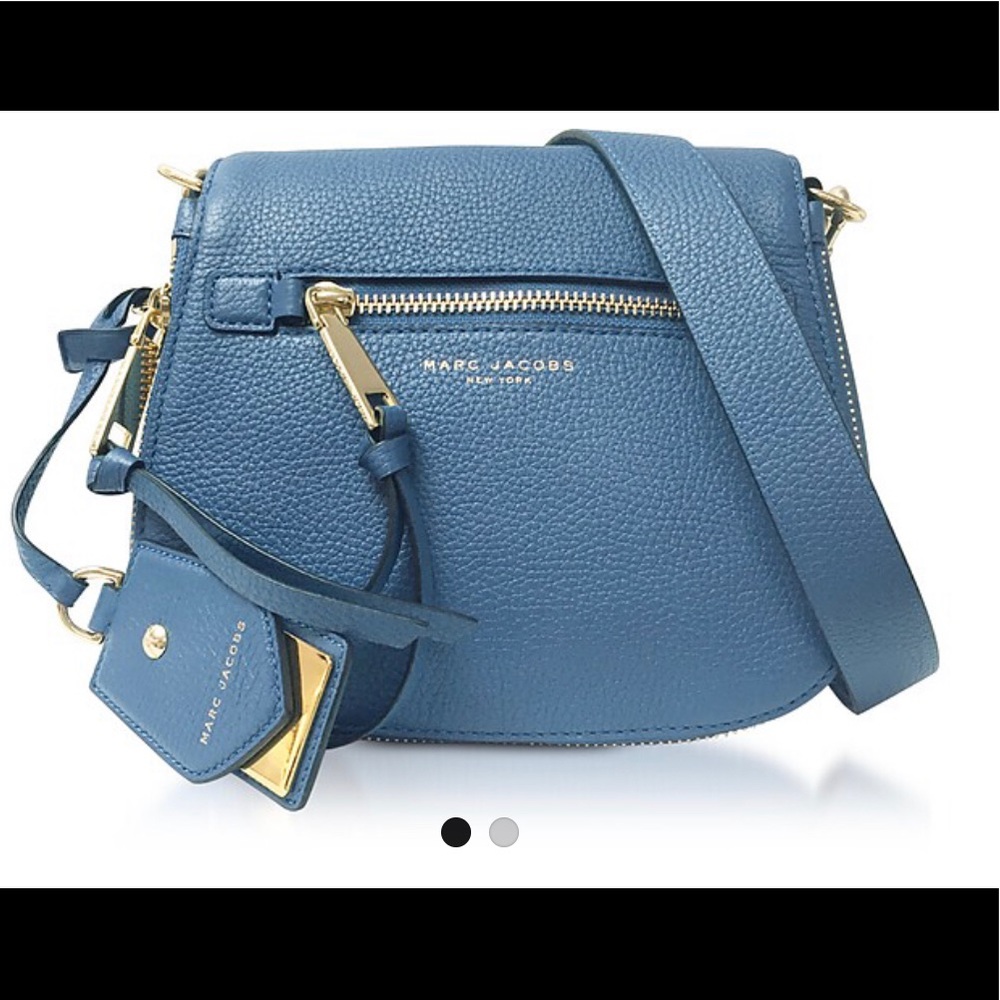 selling this Marc Jacobs bag